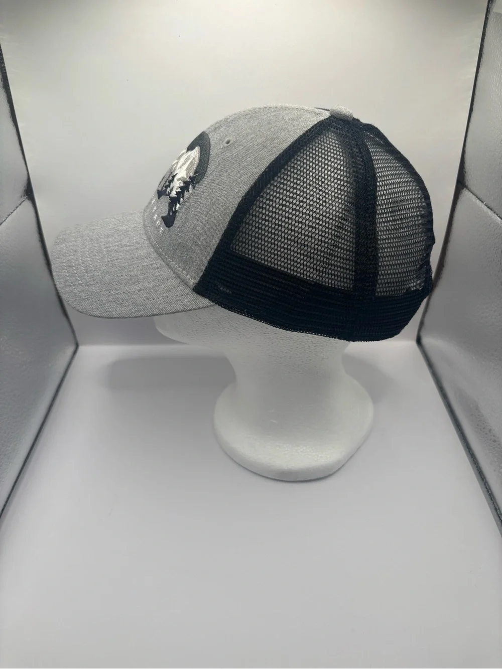 The North Face Embroidered Bear Logo Trucker Hat Snapback Mesh Back Grey/Black.